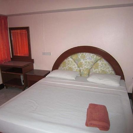 Aa Guesthouse Патая Стая снимка