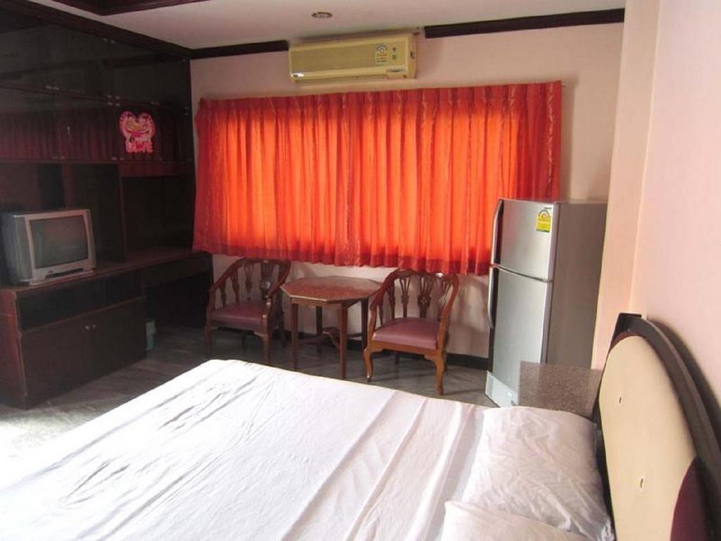 Aa Guesthouse Патая Екстериор снимка