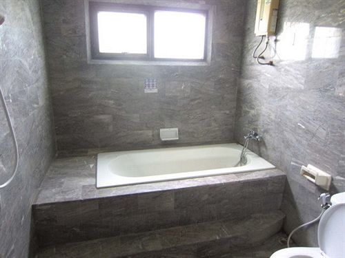 Aa Guesthouse Патая Екстериор снимка